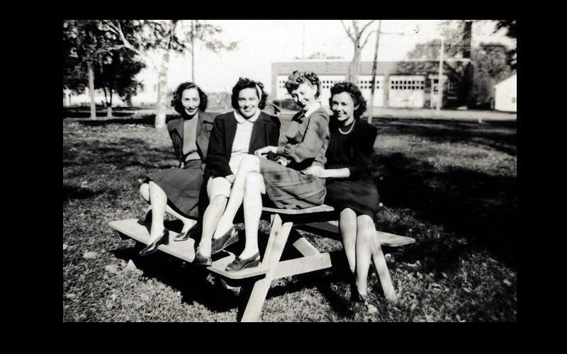 Jean's Campus Friends | Jean takes a picture of her roommate, Eulaine Fox, and some friends on the Northwest campus.  Left Center:  Eulaine Fox. (Courtesy of Jean JENNINGS Bartik Computing Museum)